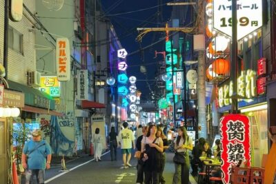 2 Hours of Bar Hopping in Osaka Style - Meeting Point in Namba Walk: Getting Started Without Stress