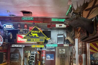 3 Hour Private Bisbee Pub Crawl - Where it starts at 6 Main St and how the timing feels