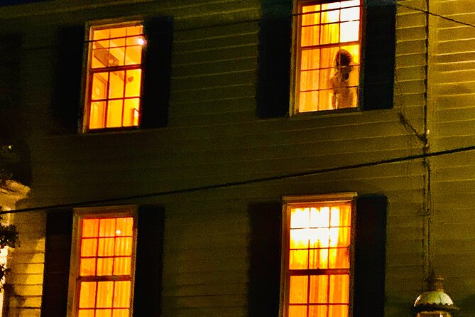 90 Minute Historic Savannah Walking Haunted Bar Pub Crawl - How Much Walking Is It, Really?