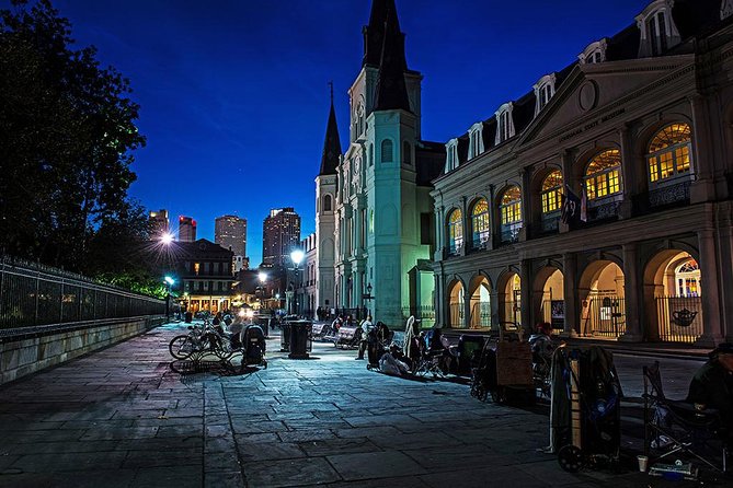 Adults Only Haunted Pub Crawl in New Orleans - Entering the French Quarter at Night, Minus the Guesswork
