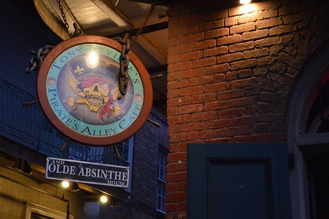 Adults Only Haunted Pub Crawl in New Orleans - French Quarter Haunts: Pirates Alley Vibes and Gruesome Lore