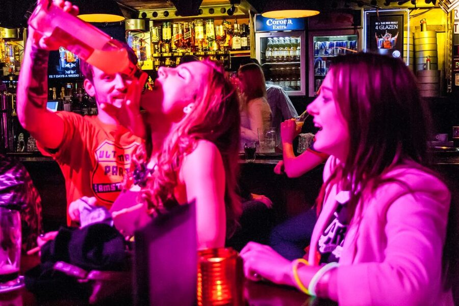 Amsterdam: Red Light District Pub Crawl with Unlimited Shots - Red Light District Nightlife, Built for Instant Company