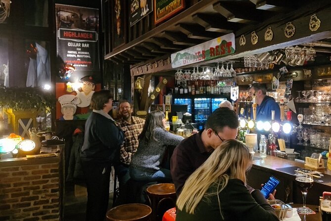 Antwerp Pub Crawl - Kaasrui: Beer Pub Energy, DJs on the Weekend