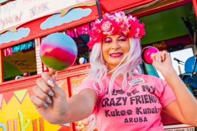 Aruba Happy Hour Party Bus Pub Crawl - Open-Air Party Bus Vibes: Music, Hosts, and a Fun Sense of Motion