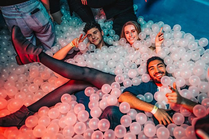 Big Night Out Pub Crawl - The Guide Factor: Why You Don’t Feel Lost