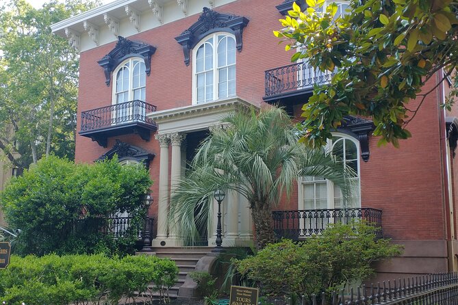 Bloody Murder Savannah Pub Crawl - True crime in Savannah, told on a bar crawl