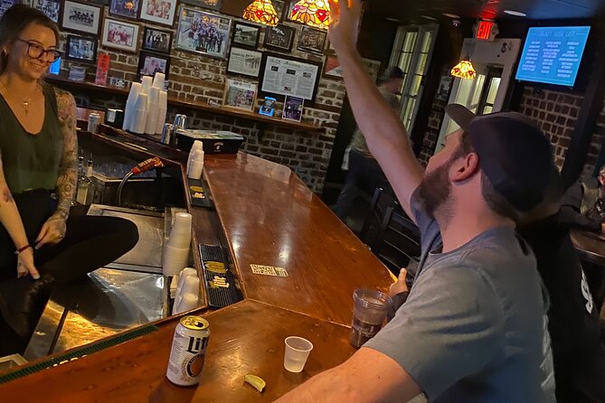 Conjuring Cocktails Pub Crawl - The two-hour Historic District walk: how the tour really feels