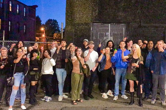 Gastown Pub Crawl - Lamplighter Public House: DJ-led party time