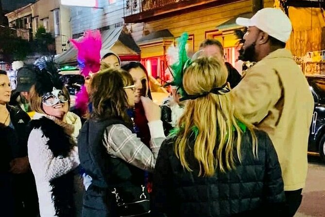 Ghost Tour and Haunted Pub Crawl Party with Free Shot - French Quarter Ghost Tour With Bar Access (and Party Energy)