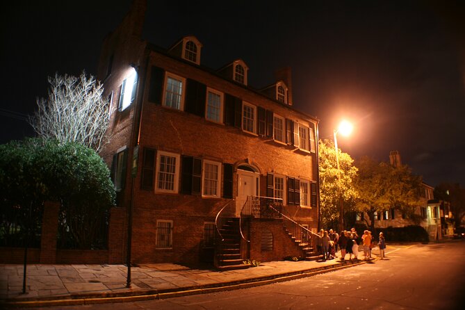 Haunted Savannah Pub Crawl - Weather and the small-group advantage
