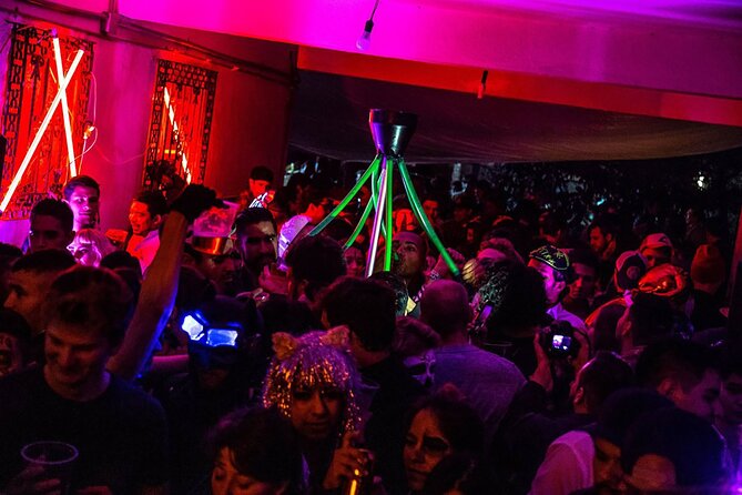 Mexico City Pub Crawl - The itinerary flow: from the first Roma Norte stop to the final bar