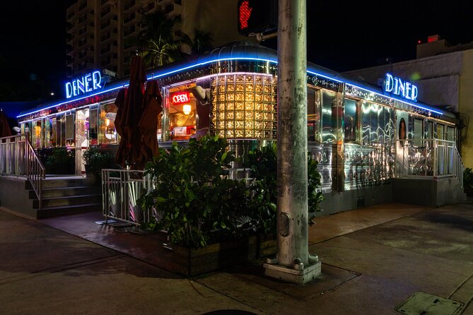 Miami Boos and Booze Haunted Pub Crawl - Espanola Way: bar culture, iconic reputation, and haunting talk