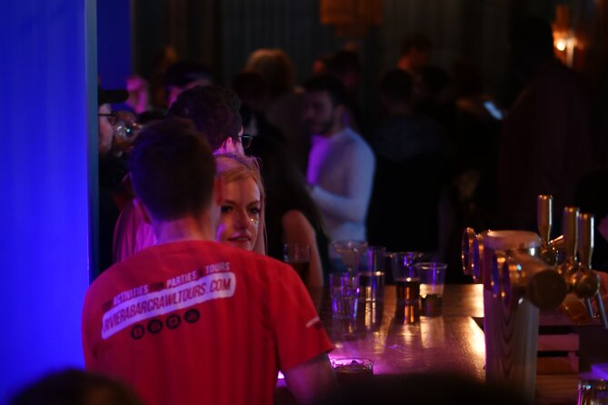 Milan Pub Crawl Party with Free Shots and Drink Deals by Riviera - Stop 4: Superlove Milano to End on a High Note