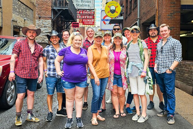 Nashville Drinkers & Thinkers Pub Crawl - Why this pub crawl feels different from the usual bar hop