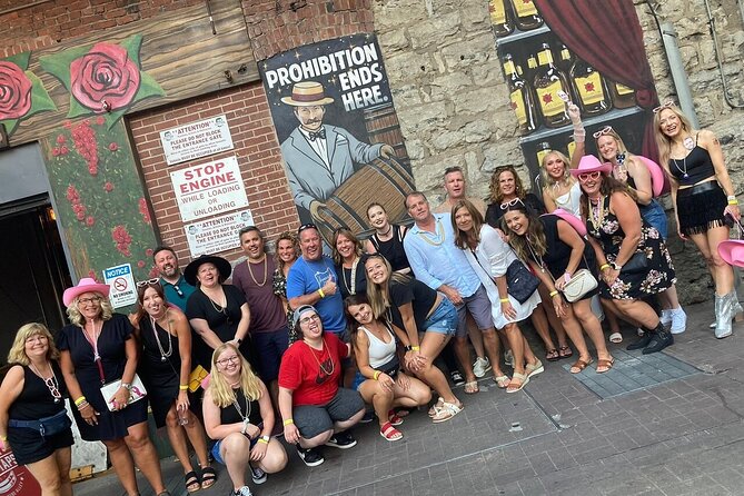 Nashville's Haunted Spirits Murder & True Crime Ghostly Pub Crawl - Guides in action: how the best nights stay fun