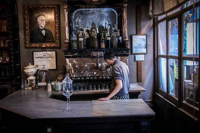 New Orleans Happy Hour Ghost Walking Tour Pub Crawl - Key Things That Make This Tour Worth Your Time