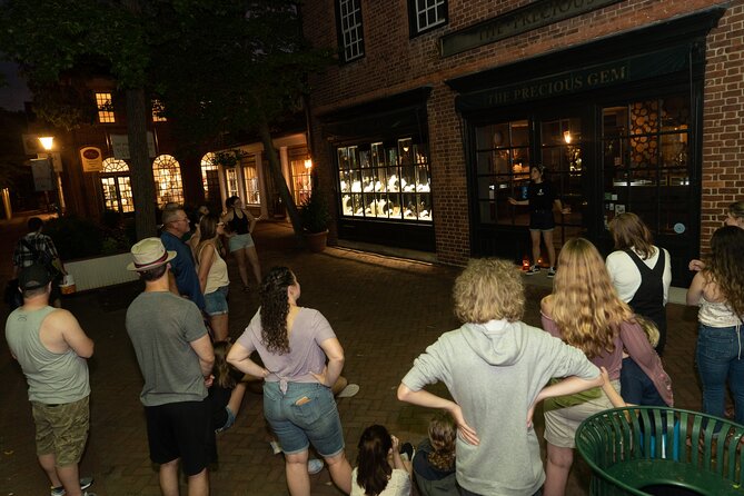 New York Ghosts Boos and Booze Haunted Pub Crawl - The rest of the 2-hour route: mystery stops and pacing