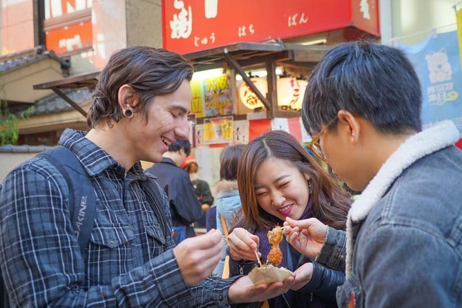 Osaka: Private Food Tour & Bar Hopping in Namba - Honke Otako Hozenji: okonomiyaki in a lantern-lit setting