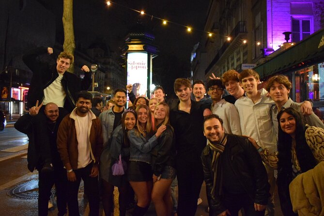 Paris City Center Guided Pub Crawl With Shots & Club Entry - The Middle Stops: Getting Deals and Staying in the Flow