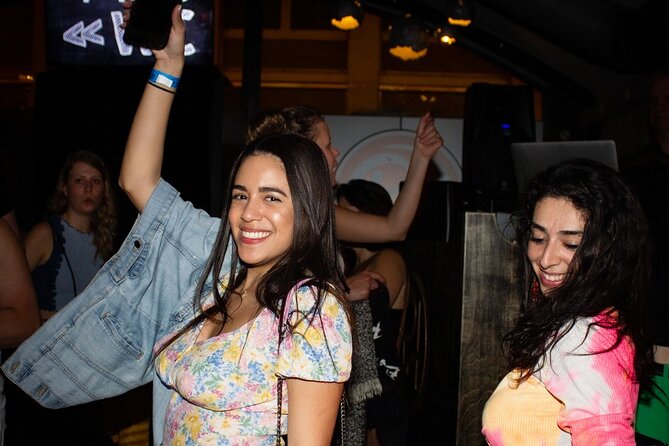 Paris: The Original Pub Crawl + Free Shots + VIP Club Entry - How the Night Flows: Bars, Free Shots, and the Club Finish