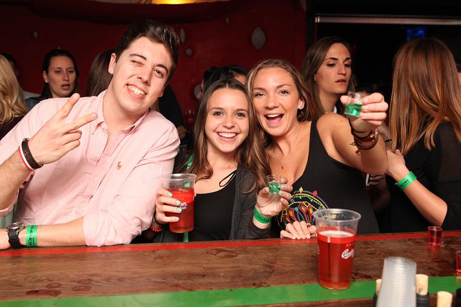 Prague Pub Crawl with Unlimited Drinks & 5 story club Entry - Why This Prague Pub Crawl Feels Efficient at Night