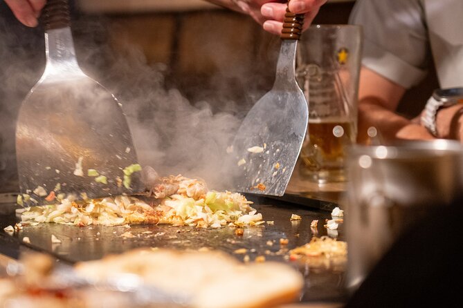 Private Bar Hopping Tour in Shinjuku Golden Gai - Walking Into Golden Gai: Why Shinjuku Changes After Dinner