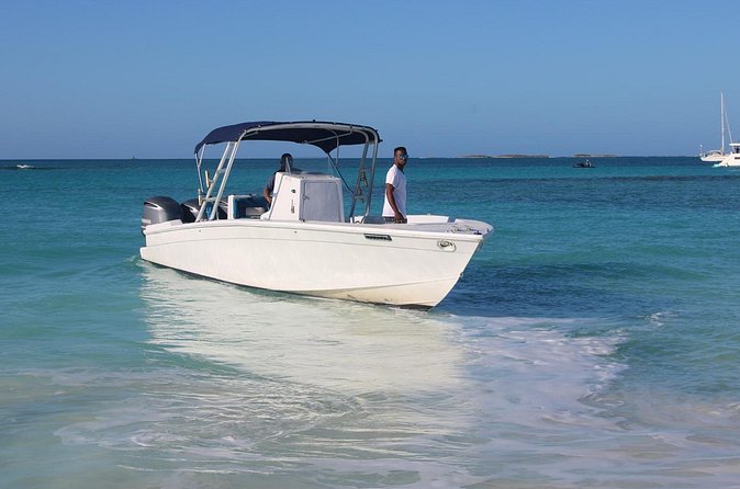 Private speed boat beach and bar hopping visiting Rose island - The value math: $850 for up to 8 people
