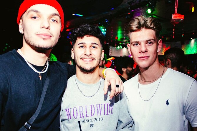 PUB CRAWL IN PRAGUE | Admission Ticket - Karlova start at Recovery Room (Karlova 12): the best part is the easy launch