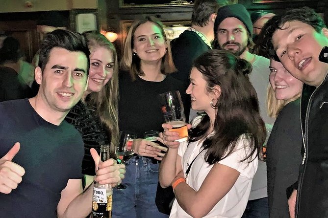 Pub Crawl Zurich - Complimentary drinks and shot rhythm: how to avoid missing the start