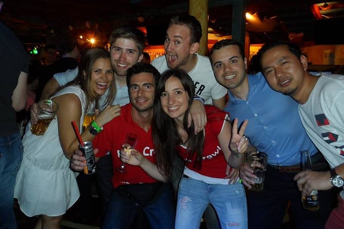 Pub Crawl Zurich - Crowds and venue flow: what to expect at packed Zurich bars
