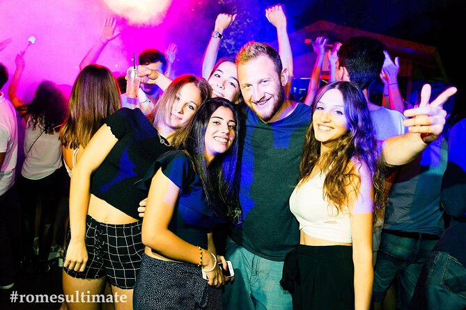 Rome's Ultimate Party aka the Spanish Steps Pub Crawl - The open bar hour and what’s actually included