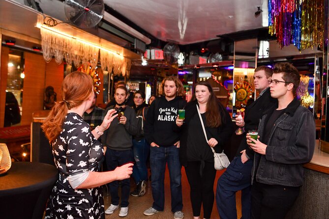 Salem Booze and Brews Haunted Pub Crawl by US Ghost Adventures - Meeting at East India Square: how to find your guide without stress