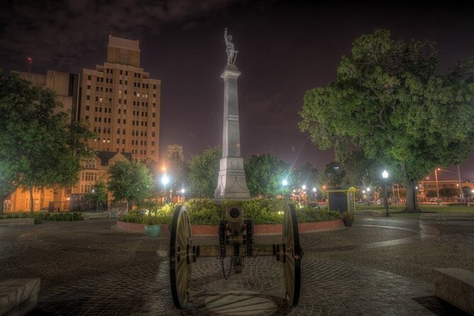 San Antonio Haunted Pub Crawl - Stop 1 at 121 Alamo Plaza: Pat O’Brien’s and the Big Easy feel
