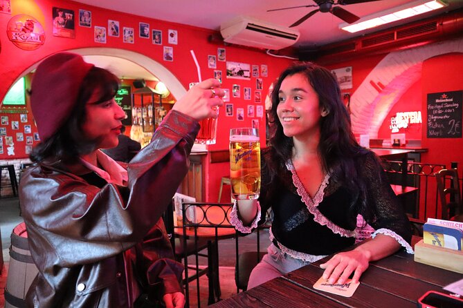 Saturday Night Pub Crawl for Professionals in Vienna, Austria - Your guide experience: what Damla and Talma do well