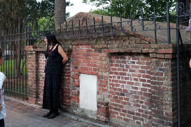 Savannah Haunted Pub Crawl Walking Tour - Stop 6: McDonough’s finish, or sometimes a wrap-up at 17Hundred90