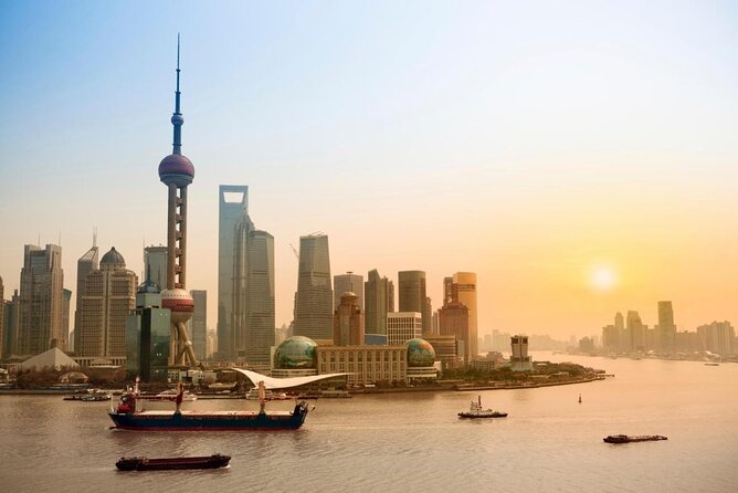 Shanghai Authentic Dinner and Night River Cruise with Rooftop Bar Hopping Option - Key things to know before you go