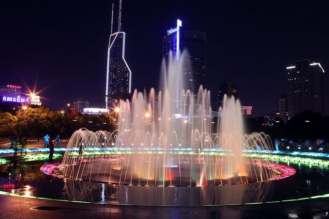 Shanghai Authentic Dinner and Night River Cruise with Rooftop Bar Hopping Option - Huangpu River cruise: the Bund skyline without the overplanning