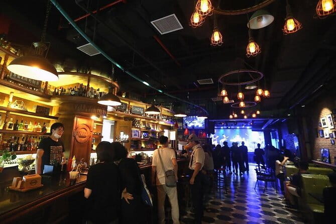 Shanghai bar hopping tour in the former French concession - Meeting Point at Chicken & Egg on Fu Min Lu (and Why That’s Smart)