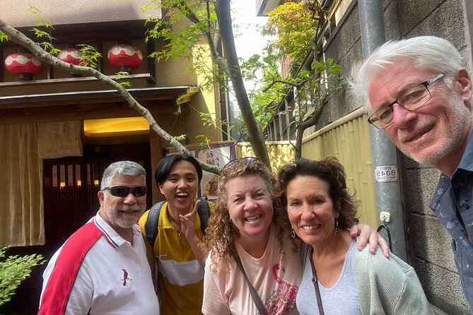Shibuya: Local Food & Culture Walk in Sangenjaya District - Stop 1: Suzuran Street Izakaya and the Yakitori Start