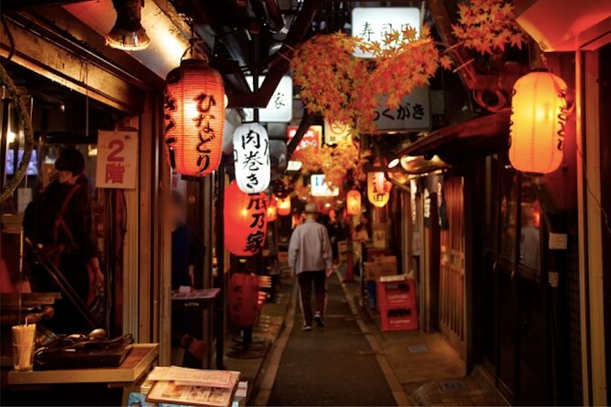 Shinjuku Golden-gai and Kabuki-cho Bar Hopping with Master Guide - Timing, meeting point, and how to avoid awkward moments
