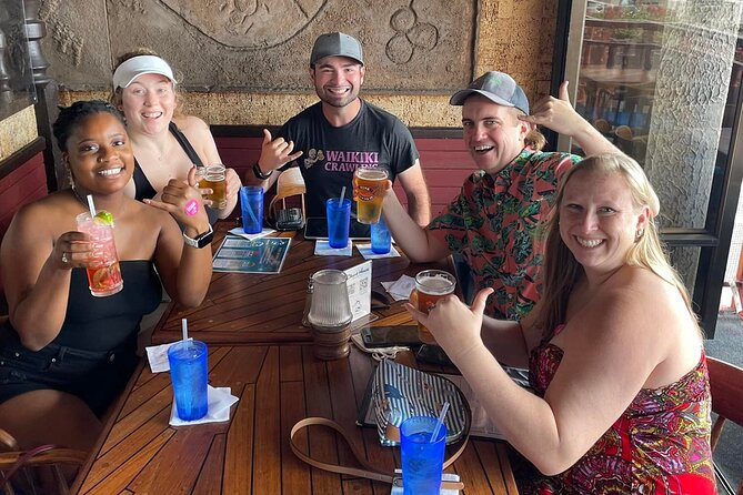 Sips & Secrets of Hawaii Pub Crawl - The guide makes it: Mark, Adam, Kelly, Maggie, and the art of story timing