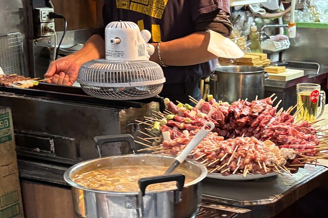 Tokyo: Shinjuku Bar Hopping & Night Walking Tour - Stop 1: Shinjuku Golden Gai and your first taste of local bar culture