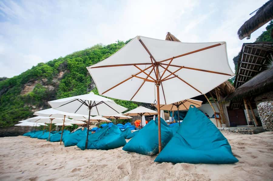 Uluwatu: Beach Club and Cliffside Private Bar Hopping Tour - Key highlights I think you’ll care about