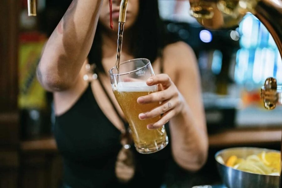 Utrecht: Ludwig's Original Pub Crawl with VIP Club Entry - The shots, drink specials, and how to pace yourself