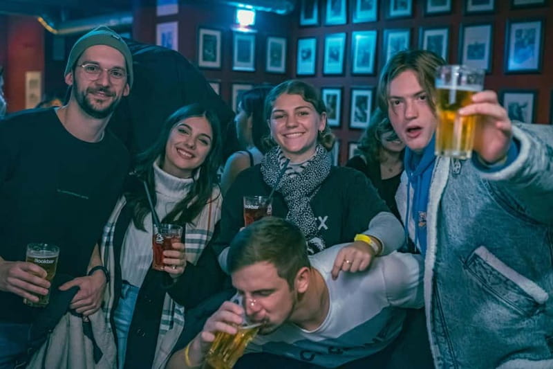 Vienna: Guided Pub Crawl with Club Entry - The final club: club entry included at ra’mien (or Loco/O-der/Ramien)