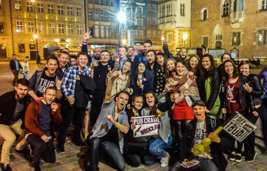 Wroclaw Pub Crawl with Free Drinks - Should You Book It? My Recommendation