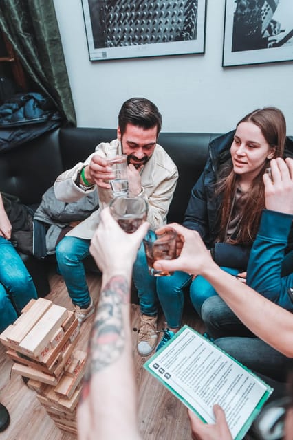 Wroclaw: Pub Crawl with Unlimited Drinks and VIP Club Entry - The first hour: unlimited drinks at Lewitacja
